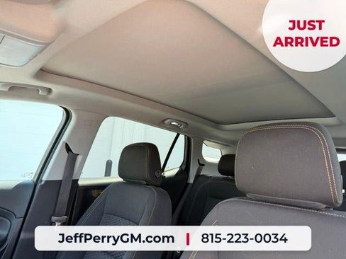 Used 2019 GMC Terrain SLE w/ Driver Convenience Package FWD image 14