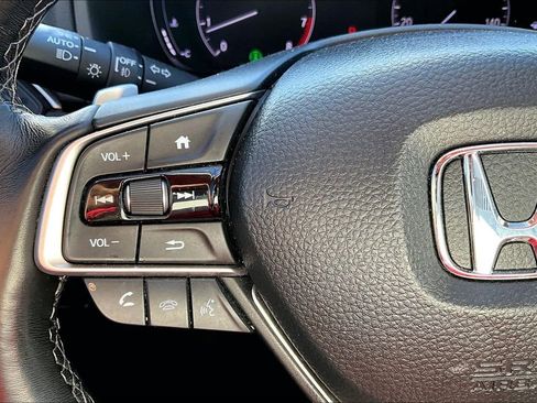 Used 2020 Honda Accord Touring image 26