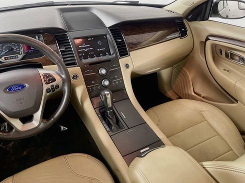 Used 2016 Ford Taurus Limited FWD image 23