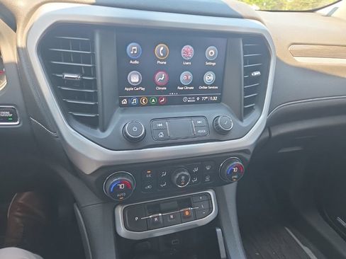 Used 2021 GMC Acadia SLT w/ Elevation Edition AWD/4WD image 17