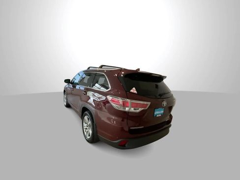 Used 2016 Toyota Highlander Limited AWD/4WD image 6