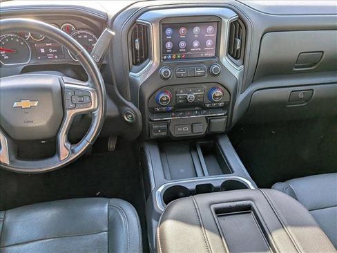 Used 2019 Chevrolet Silverado 1500 LTZ w/ LTZ Convenience Package AWD/4WD image 17