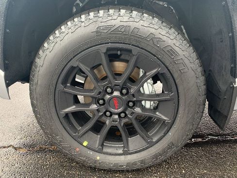 New 2025 Toyota Tundra Platinum image 30