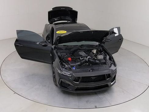 Certified 2025 Ford Mustang GT RWD image 41