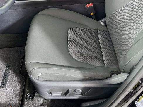 Used 2026 Kia Sportage LX w/ LX Convenience Package FWD image 19