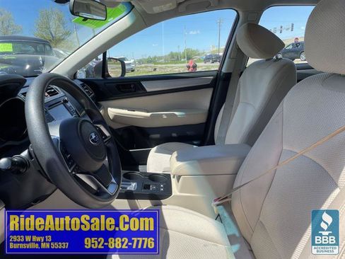 Used 2019 Subaru Outback 2.5i AWD/4WD image 10