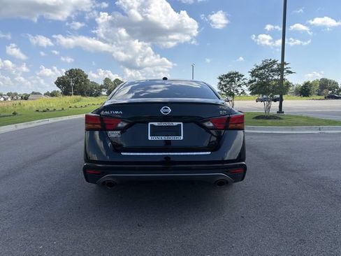 Used 2022 Nissan Altima 2.5 SR FWD image 4