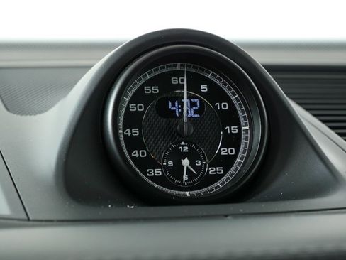 New 2026 Porsche Macan GTS image 18