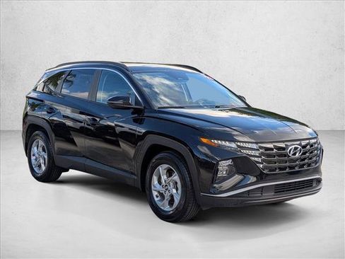Used 2023 Hyundai Tucson SEL w/ Winter Package image 3
