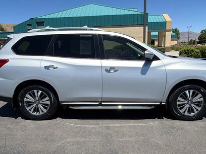 Used 2020 Nissan Pathfinder SL w/ Cargo Package
