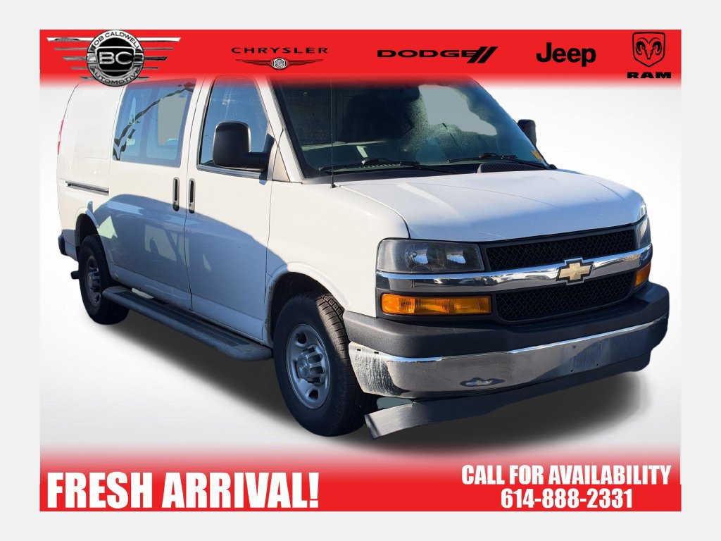 Used 2018 Chevrolet Express 2500 w/ Driver Convenience Package RWD image 1