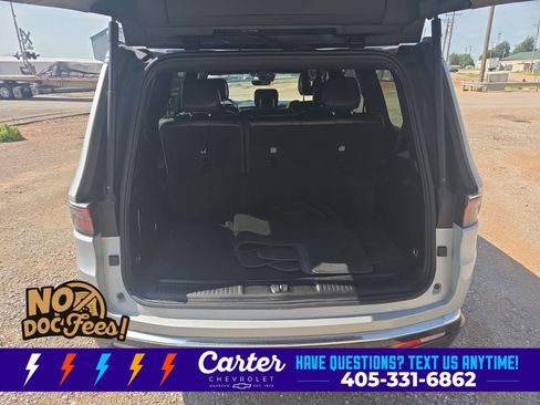 Used 2024 Jeep Wagoneer Series II w/ Flexible Seating Group AWD/4WD image 30