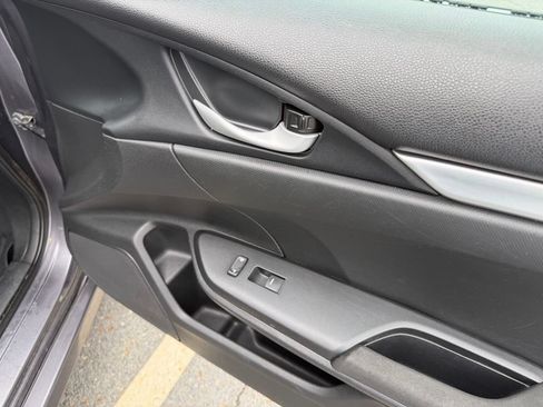 Used 2018 Honda Civic LX image 28
