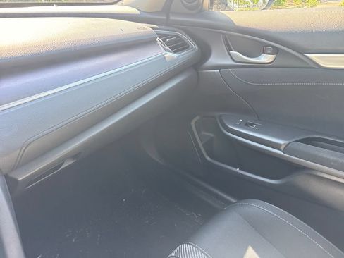 Used 2018 Honda Civic EX-T image 17