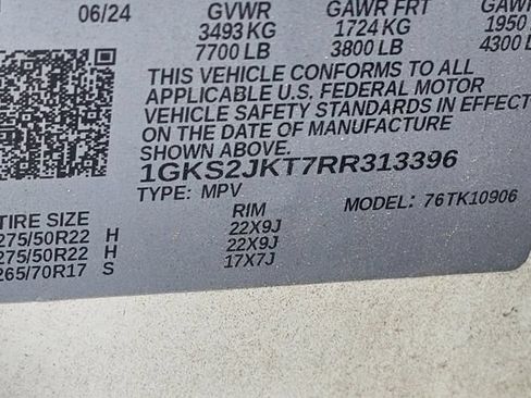 Used 2024 GMC Yukon XL Denali w/ Advanced Technology Package AWD/4WD image 12