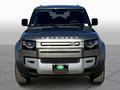 New 2025 Land Rover Defender 90 S image 3