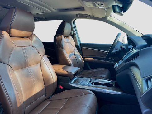 Used 2019 Acura MDX SH-AWD w/ Advance Package image 30