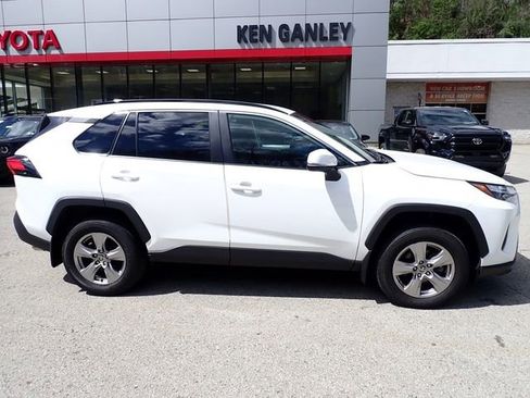 Used 2023 Toyota RAV4 XLE image 2