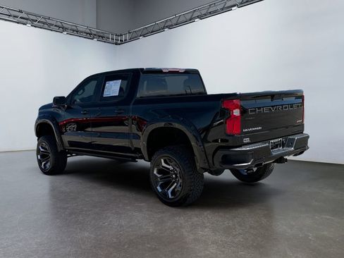 Used 2022 Chevrolet Silverado 1500 RST w/ Safety Package AWD/4WD image 5