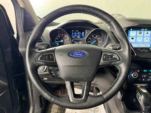Used 2019 Ford Escape SE FWD image 13