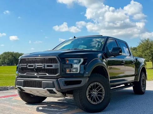 Used 2019 Ford F150 Raptor w/ Equipment Group 802A Luxury AWD/4WD image 57