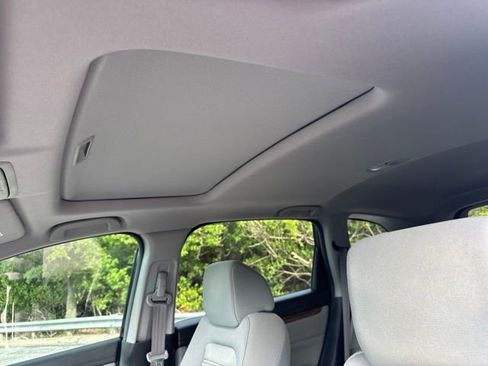 Used 2022 Honda CR-V EX image 11
