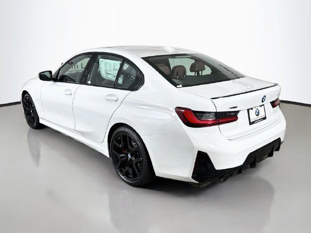 New 2026 BMW 330i xDrive Sedan w/ M Sport Package AWD/4WD image 5