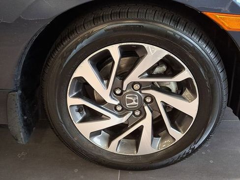 Used 2016 Honda Civic EX image 8
