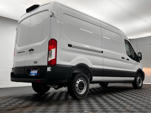 New 2026 Ford Transit 250 148 Medium Roof w/ Load Area Protection Package RWD image 13