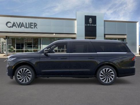 New 2026 Lincoln Navigator L Black Label image 3