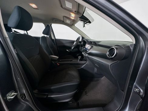Used 2023 Nissan Kicks SV FWD image 29