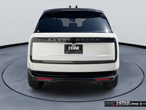 Used 2024 Land Rover Range Rover SE AWD/4WD image 6