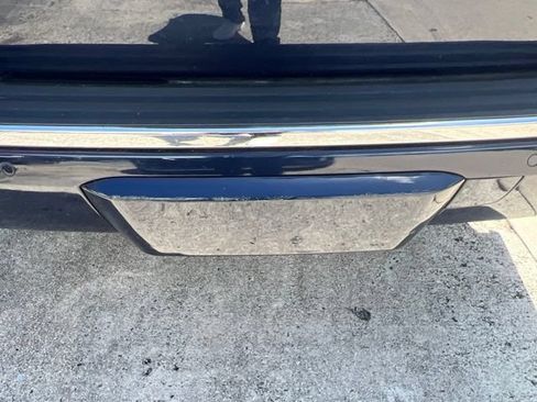 Used 2019 GMC Yukon Denali w/ Denali Ultimate Package AWD/4WD image 6