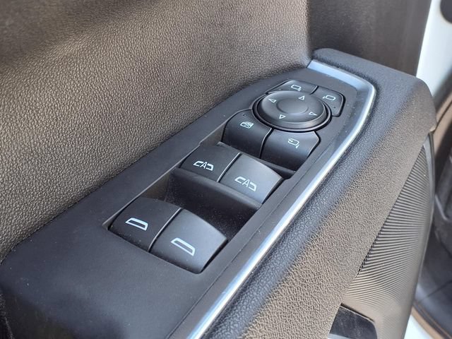 Used 2025 GMC Sierra 1500 SLT AWD/4WD image 4