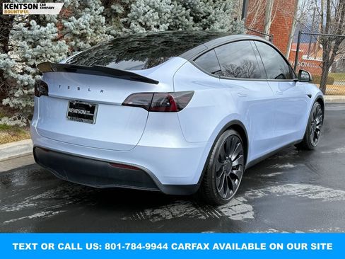 Used 2023 Tesla Model Y Performance image 11