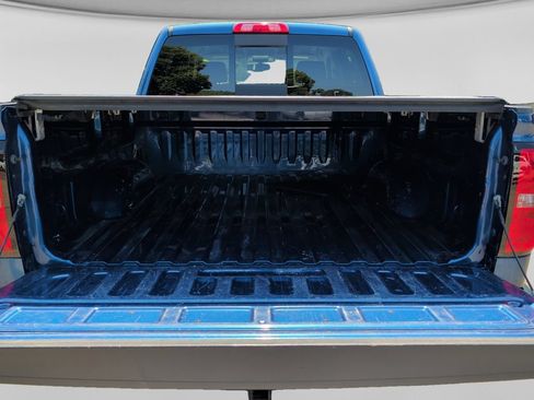 Used 2015 Chevrolet Silverado 1500 LTZ AWD/4WD image 38