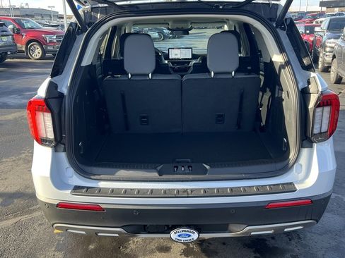 New 2026 Ford Explorer Active w/ Active Comfort Package image 6