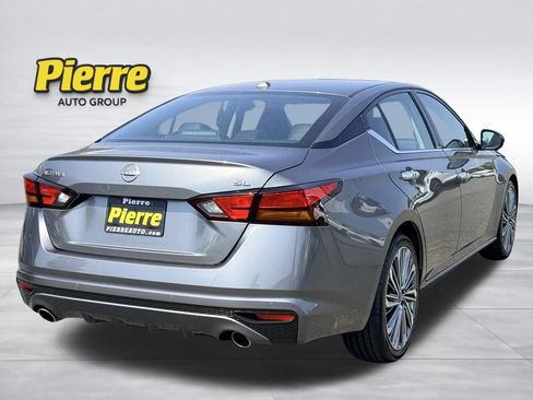 Used 2023 Nissan Altima 2.5 SL FWD image 7