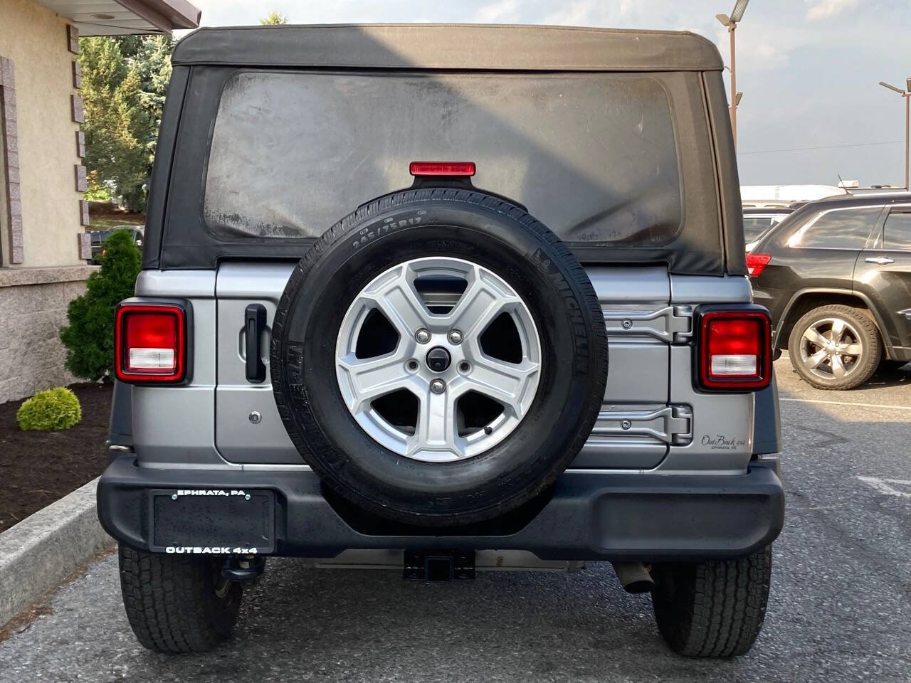Used 2020 Jeep Wrangler Unlimited Sport S AWD/4WD image 35