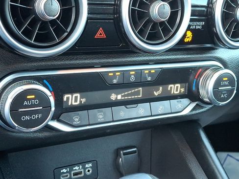 Used 2021 Nissan Sentra SR w/ SR Premium Package image 20