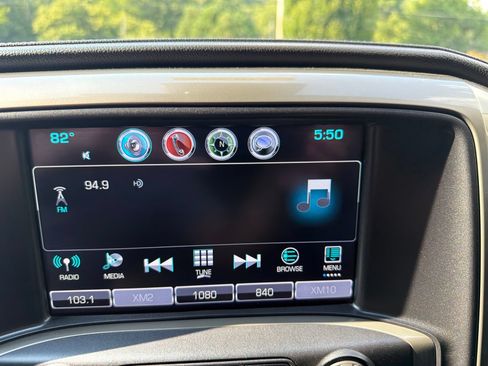 Used 2019 Chevrolet Silverado 2500 High Country w/ Duramax Plus Package AWD/4WD image 20