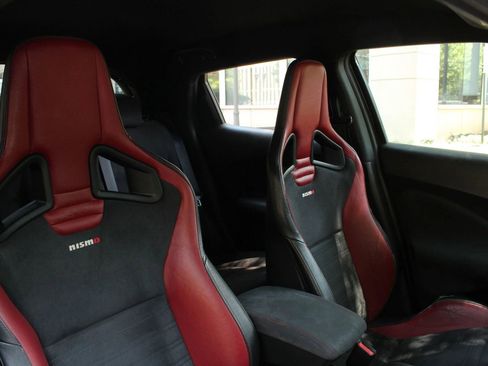 Used 2015 Nissan Juke NISMO RS w/ Interior Illumination Package image 33