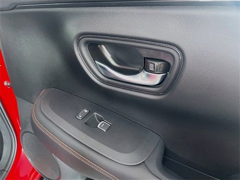 Certified 2025 Honda HR-V Sport image 25