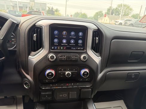 Used 2021 GMC Sierra 1500 Elevation w/ Preferred Package AWD/4WD image 24