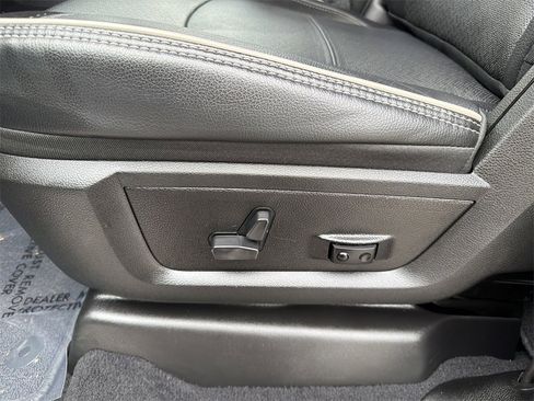 Used 2024 RAM 2500 Laramie w/ Night Edition image 13