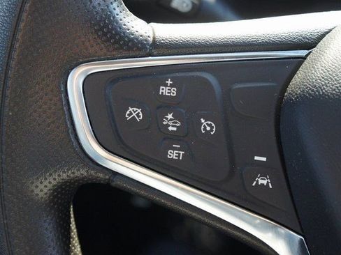 Used 2024 Chevrolet Malibu LT image 9