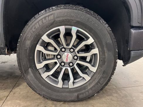 Used 2022 GMC Sierra 1500 Elevation w/ X31 Off-Road Package image 19