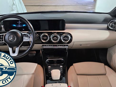 Used 2022 Mercedes-Benz A 220 w/ Premium Package image 27