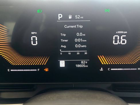 Used 2026 Kia Carnival FWD image 42