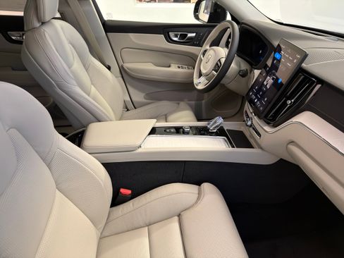 New 2026 Volvo XC60 B5 Ultra w/ Protection Package Premier AWD/4WD image 26